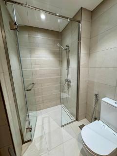 Dubai - Brand New Apartment - 8