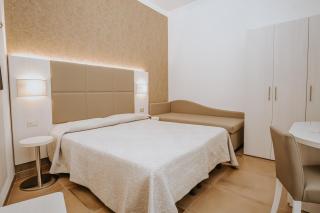 Hotel Gabriella - 6