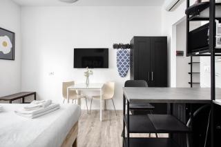 JOIVY Elegant Double Studios near Subway Station - Milan - 7