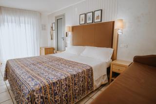 Hotel Gabriella - 8