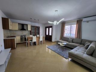 Family Apartment - Tirana - 0