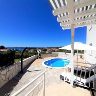 Cozy Apartment Rosmarin with private Pool - Krk - 9