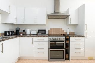 Spacious 2 bedroom apartment by MatchstickStays - Bristol - 7