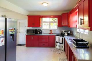 St Silas 3-bedroom by ZenBreak - Saint James - 8