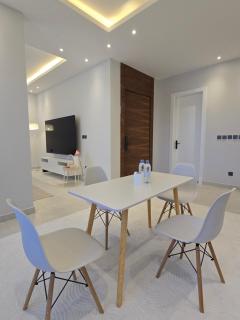 شقة حديثة وأنيقة في منطقة هادئة في حي الندى A modern, stylish apartment in a quiet area - Riade - 5