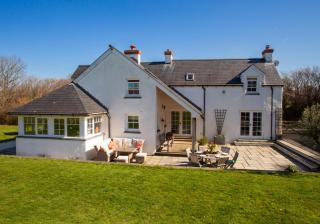 Ol y Don - Perfectly located family getaway - Pembrokeshire - 0