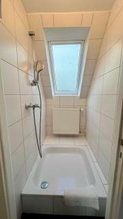 2,5-Zimmer-Dachgeschoss Monteurwohnung - 6