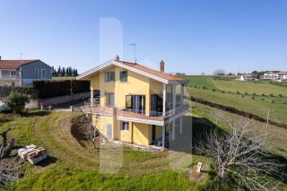 Homiday - Villa Moretti - Colonnella - 0
