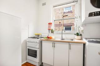 Manly Getaway - Perfect Location, Stylish Apt - Mins walk to Manly Beach & Wharf - Perfect for Families, Couples & Business Travellers - Sídney - 4