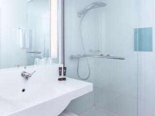 Novotel Saint-Quentin en Yvelines - Magny-les-Hameaux - 6