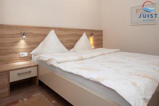 Haus Insa 141 - Ferienwohnung 1 - Juist - 1
