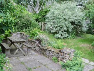 Gardeners Rest - Hawley Bottom - 1