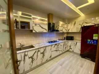 The Avenue Suite - Lahore - 6