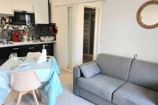 Nice T2 with balcony - near beach - 6