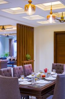 Alaya Stays BYDM The Sky Heaven - 4 BHK Penthouse 15 Min from Triveni Ghat With Balcony, Bar & Lift - Rishīkesh - 6