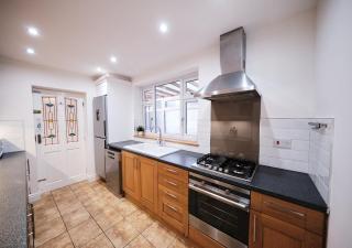 Aspen, 3 Bedrooms with Parking - 4