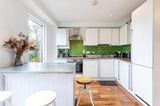3 Bed Luxury Penthouse in Shoreditch - 1