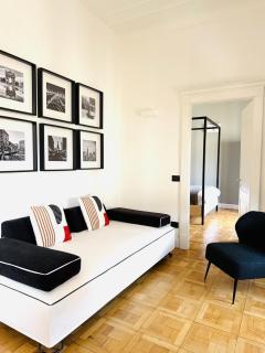 ComeCasa 10 Min Walk from DUOMO and POLICLINICO MANGIAGALLI - Milan - 0
