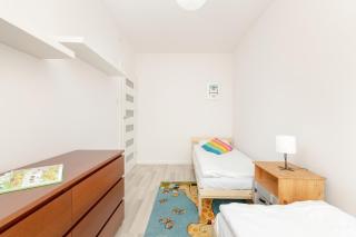 Pastel & Cozy Apartment with a Spacious Terrace in Gdańsk by Noclegi Renters - Danzig - 2