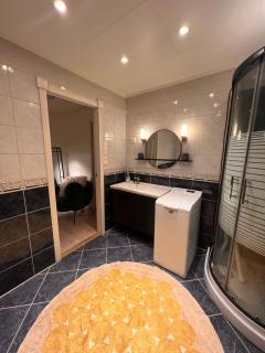 Aurora Skies Studio - 8