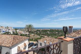 Stunning Townhouse Retreat in La Heredia RDR486 - Benahavís - 2