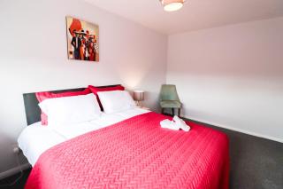 Polperro House - Orpington - 1