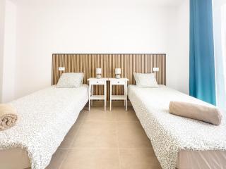 Fully refurbished Private 3BR Villa Heated Pool - Callao Salvaje - 2