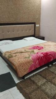 Ashirwad GH - Varanasi - 1