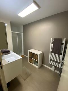 Appartement tout confort avec parking et loggia - 7