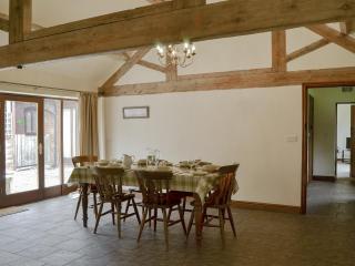 Skimblescott Barn - Monkhopton - 4
