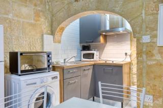 Historic Valletta 2BR Townhouse with Charm & Central by 360 Estates - La Valletta - 1