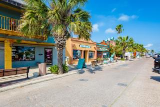 Lantana Retreat Unit #4 - South Padre Island - 6