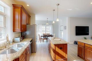 Lake Escape Getaway - 2