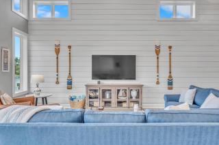 Blue Sky View - Kingsland - 4