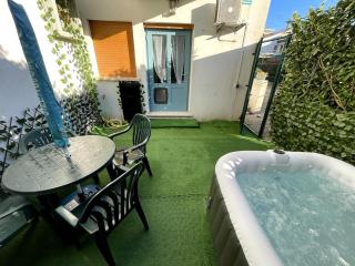 Ginestra Deluxe Idromassaggio privato e piscina - Eraclea Mare - 0