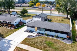Full Remodel! Steps To Lambeau, Titletown, Resch! - Green Bay - 1