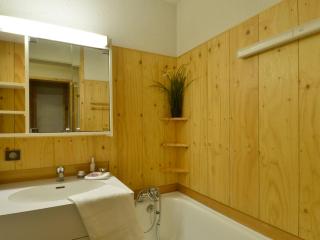 Appartement Confortable · Proche Pistes et Commerces · Balcon · 3 Pièces · 7 Couchages - FR-1-181-2029 - 2