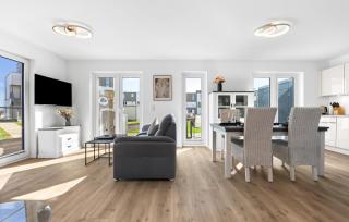 Von Manderley Garden View - 6