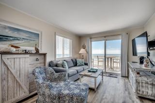 Fishtales Modern Oceanfront End Unit w Pool - Myrtle Beach - 0