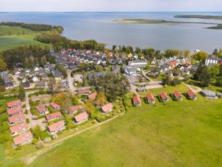 Familienunterkunft Wiesengeflüster E8 - strandnah mit Sauna und Garten - Röbel - 2