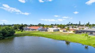 Palm Tree Retreat in Cape Coral! - 9