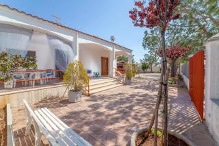 Villa Tati 1 a soli 550 mt dal mare di Torre Colimena - Torre Colimena - 0