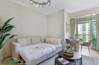 Stylish 1 Bedroom near metro station in JLT - 2