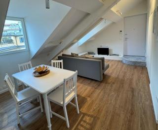 Be Your Home - Dalla Corte del Glicine - Milan - 0