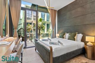 Vibrant & Exclusive Pool View Studio in Autograph - 9