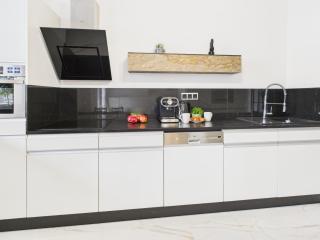 Chłodna Apartment European Square Warsaw by Noclegi Renters - Varsavia - 1