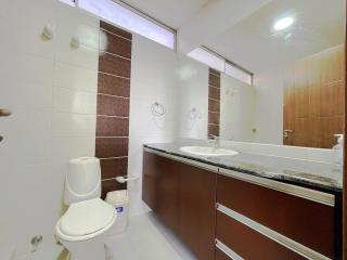Departamento amplio, céntrico con hermosa vista - Santa Cruz de la Sierra - 7