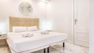 Central retreat with balcony, steps to beach REMS - Fuengirola - 3