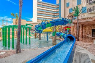 2 Bedroom Oceanfront Condo with Separate Entrances! Ocean Reef 50&509 - Myrtle Beach - 1