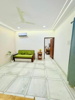 Gulmohar Residency, Hauz Khas New Delhi, Couple Friendly - Nova Deli - 4